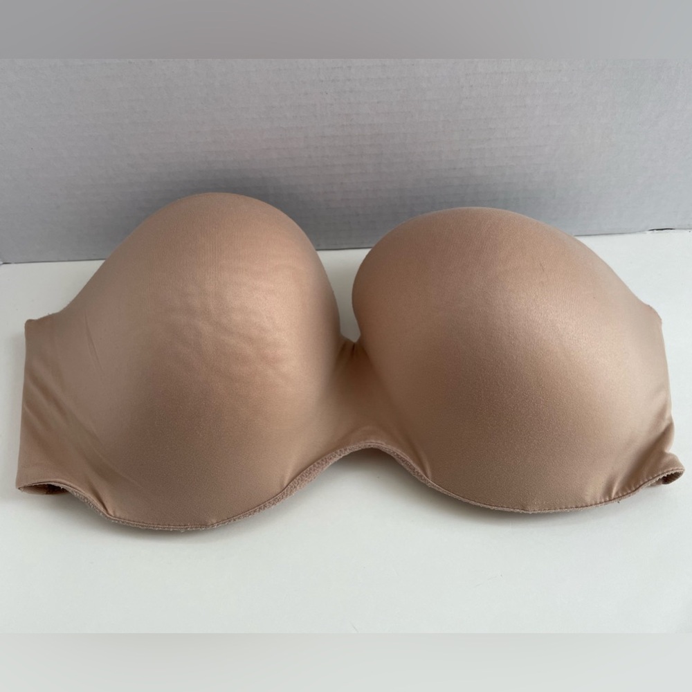 Victoria’s Secret | Strapless bra | (no optional straps included) | 34DD…